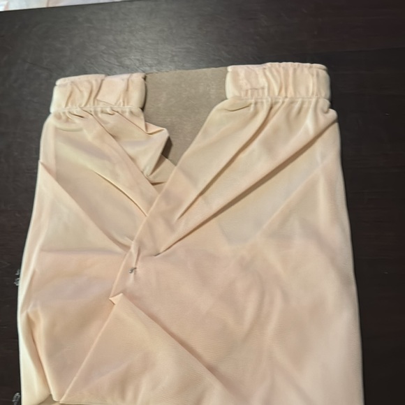 Nos Arrow 100% Nylon Cream Arrow Tapered Boxer Briefs sz 34 Deadstock - Picture 8 of 12